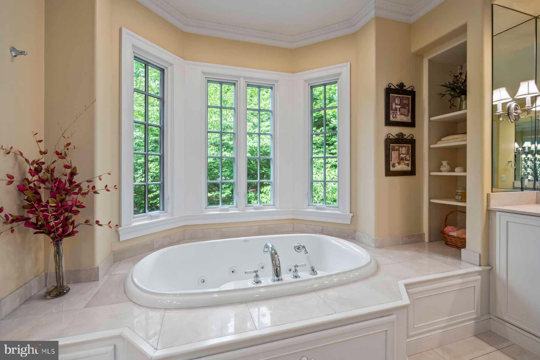 2 Matlack Ln