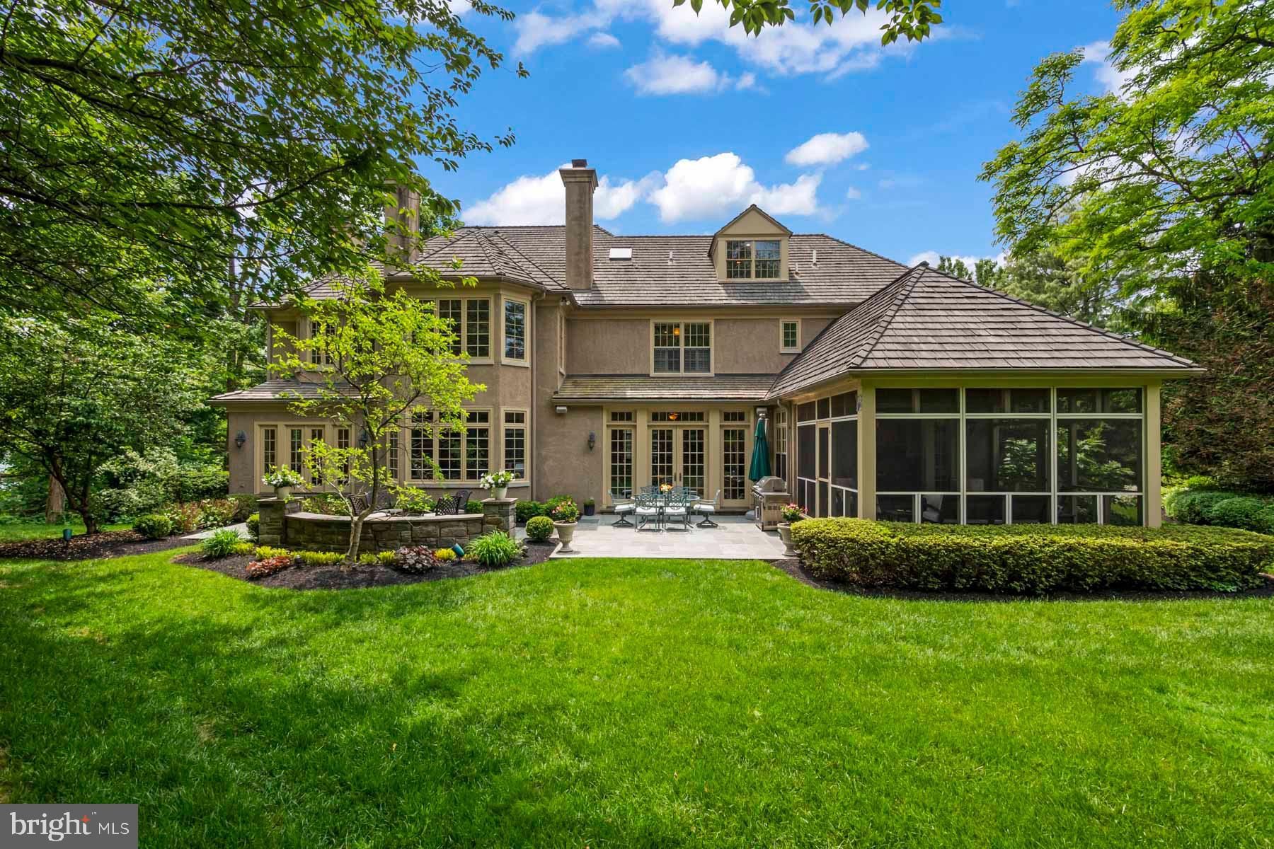 2 Matlack Ln