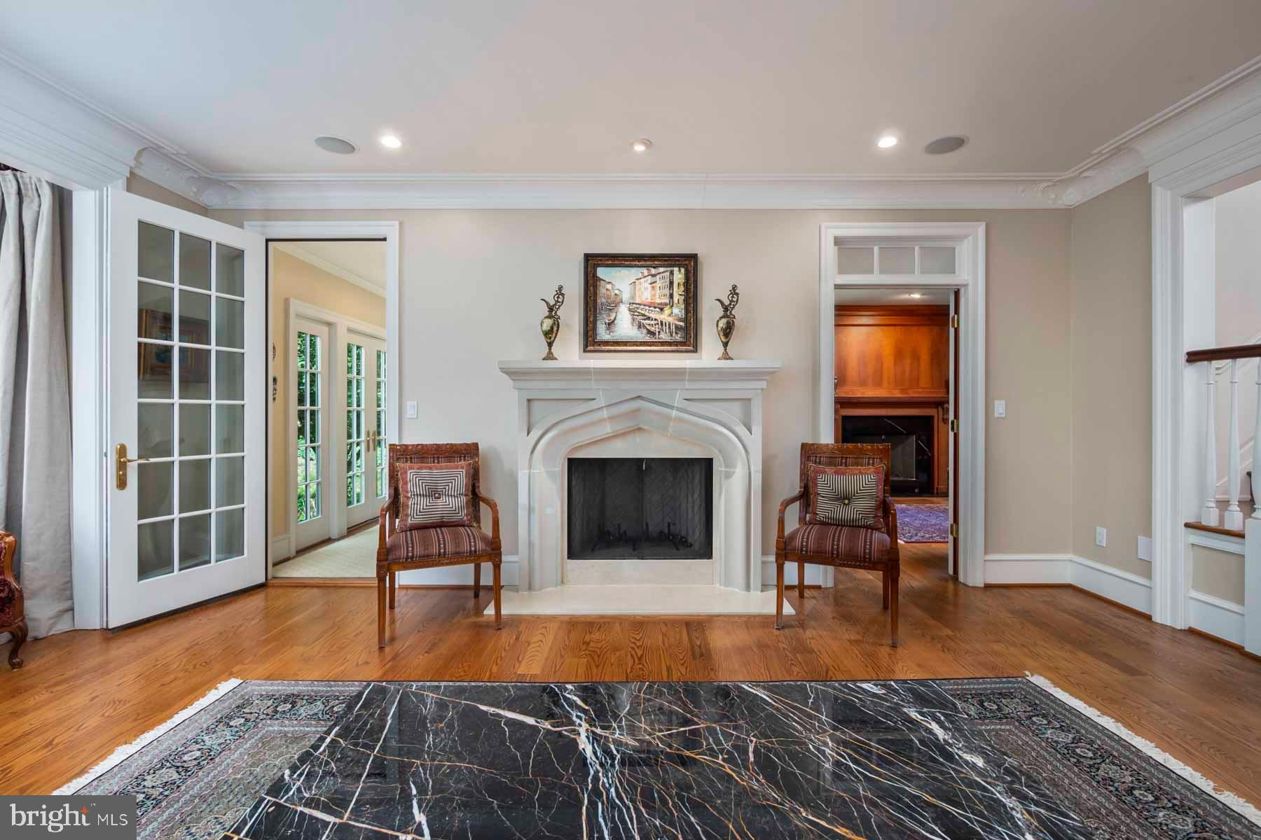 2 Matlack Ln