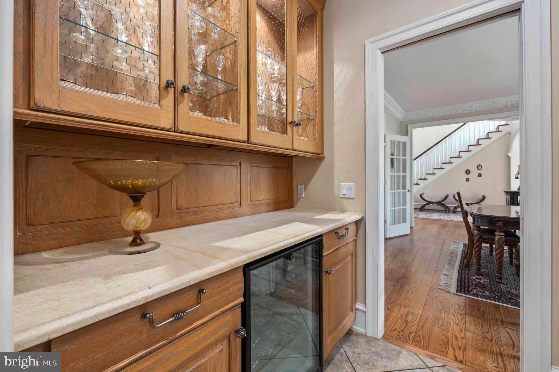 2 Matlack Ln