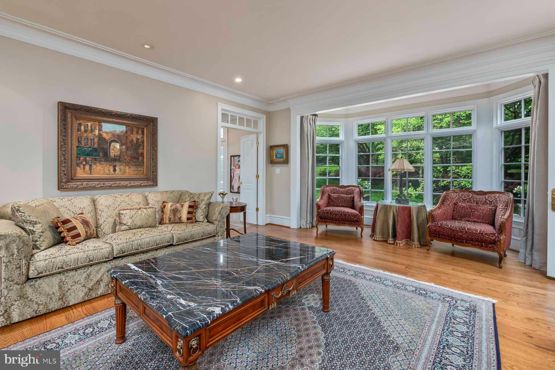 2 Matlack Ln