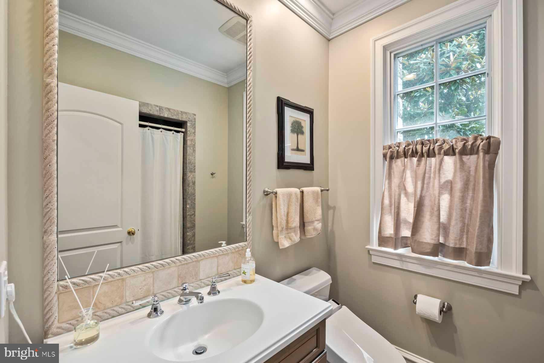 2 Matlack Ln