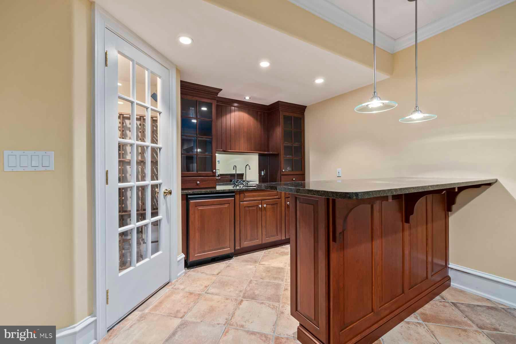 2 Matlack Ln