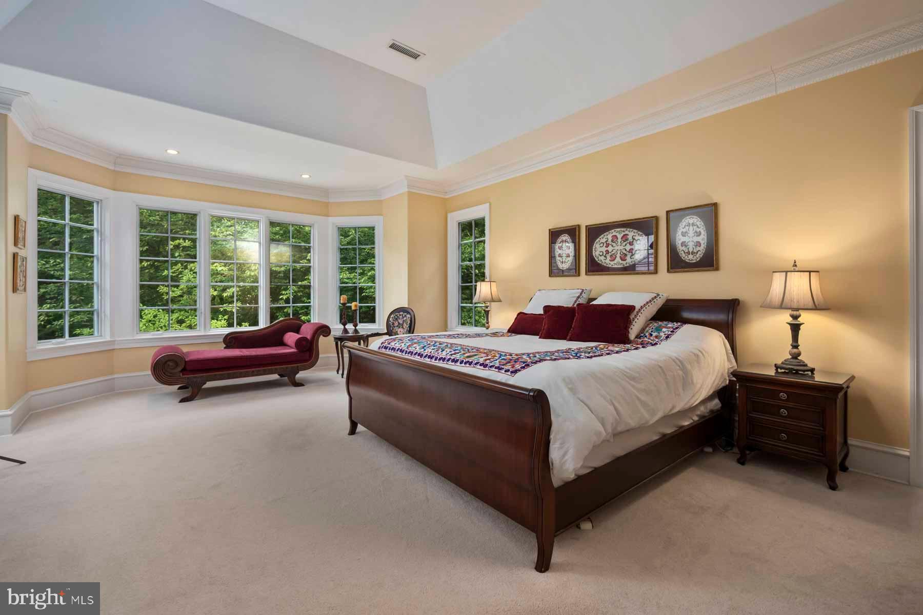 2 Matlack Ln