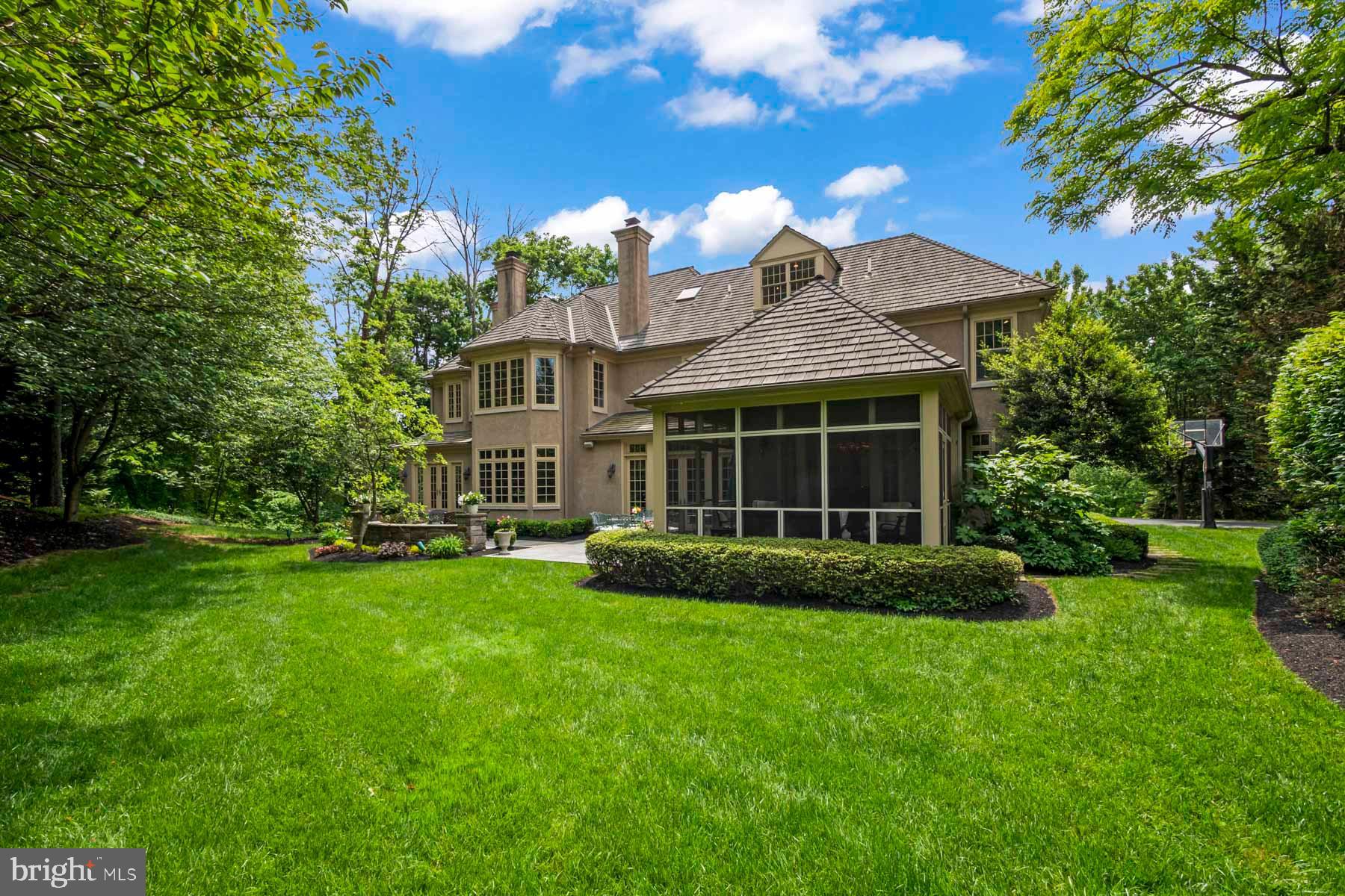 2 Matlack Ln