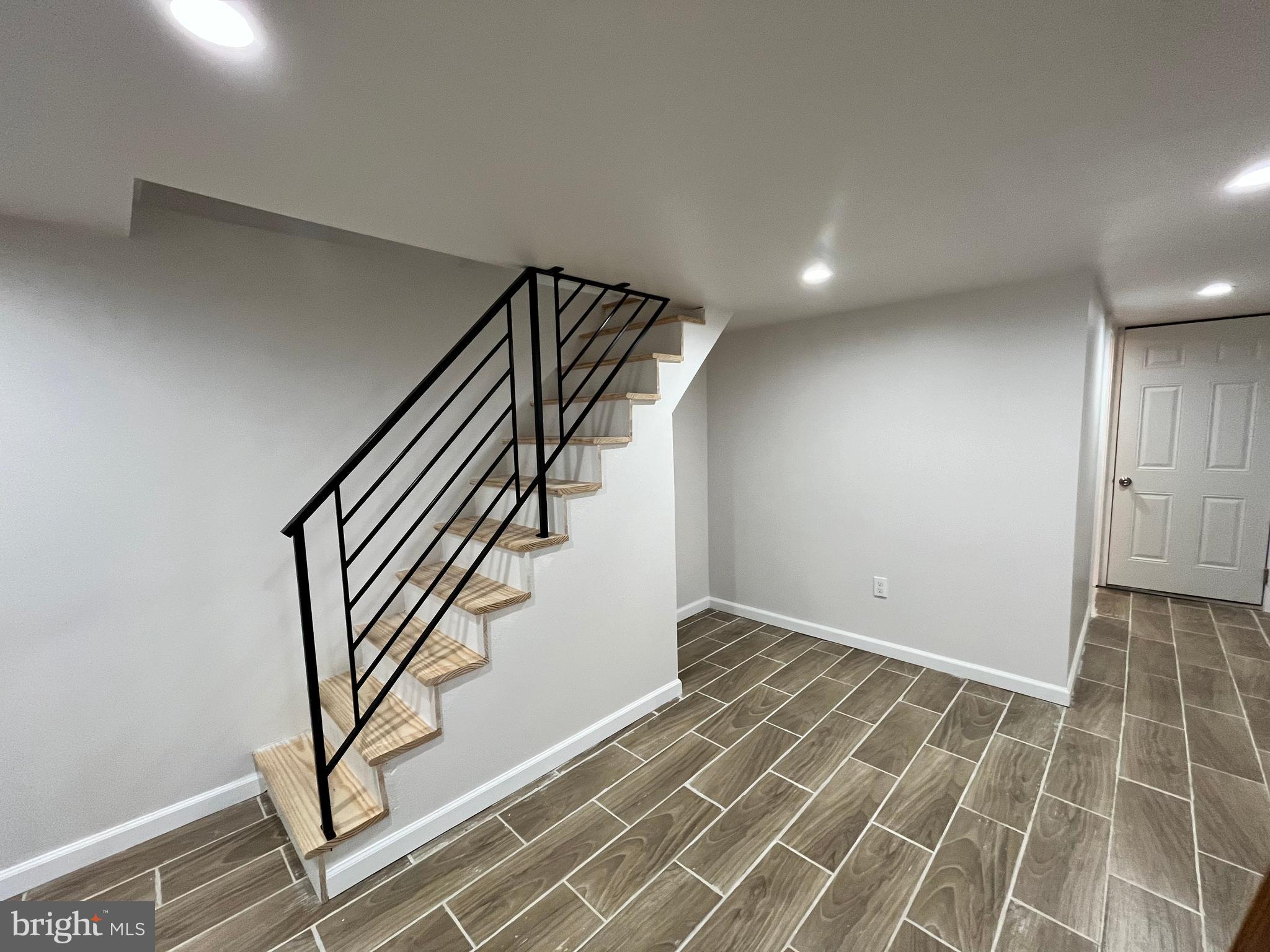 707 Fern St