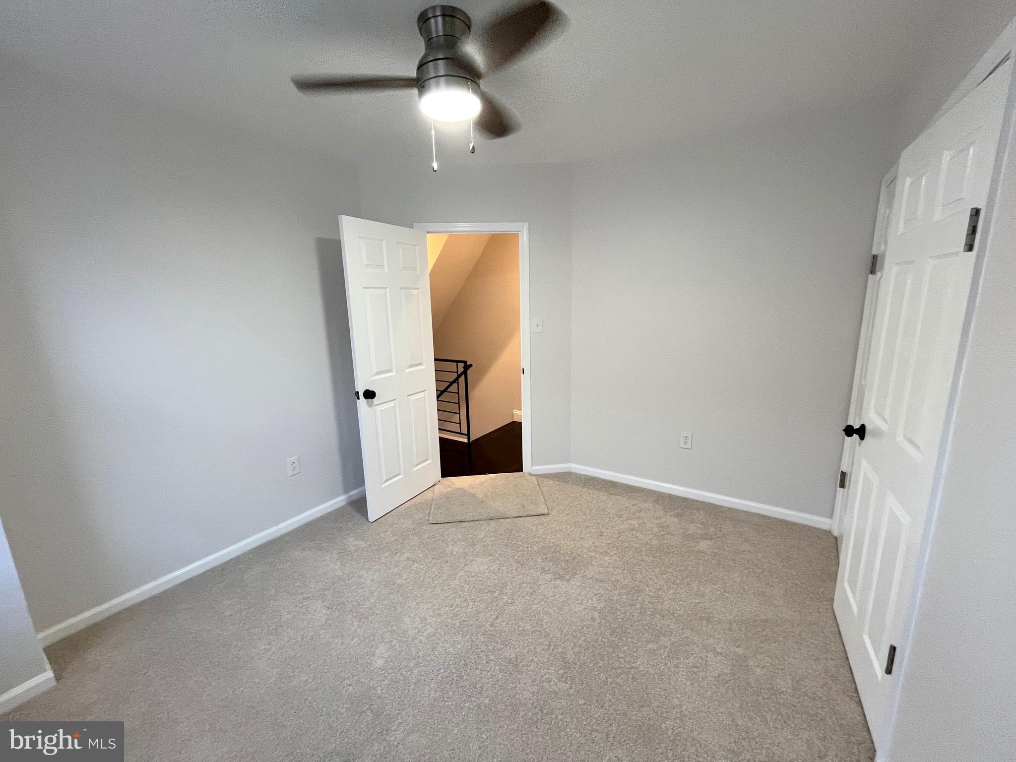 707 Fern St