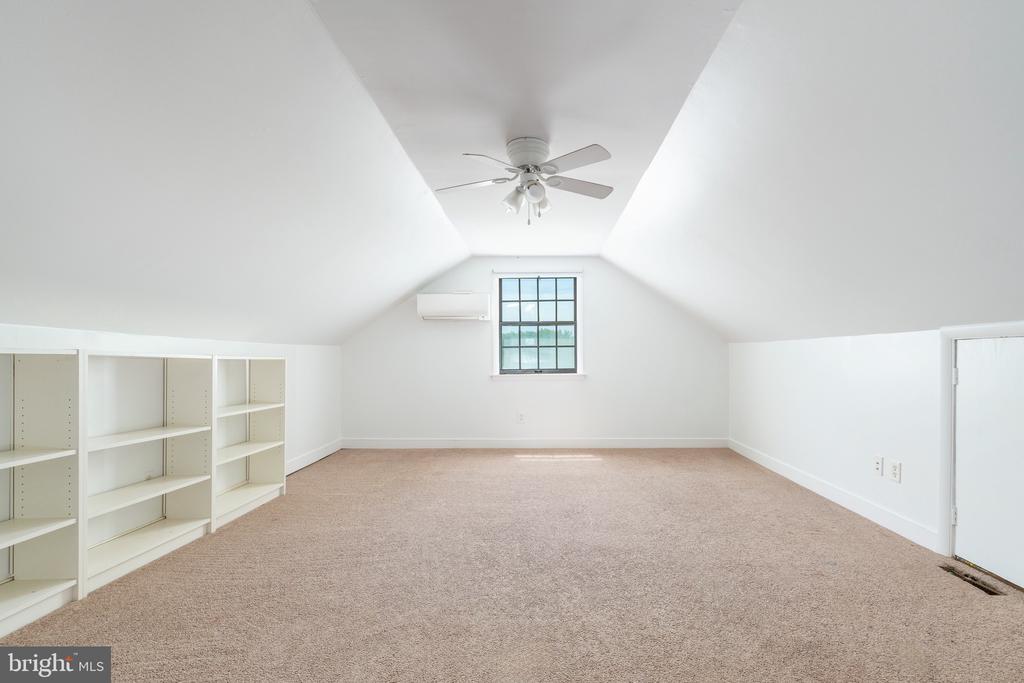 400 Bishop Hollow Rd