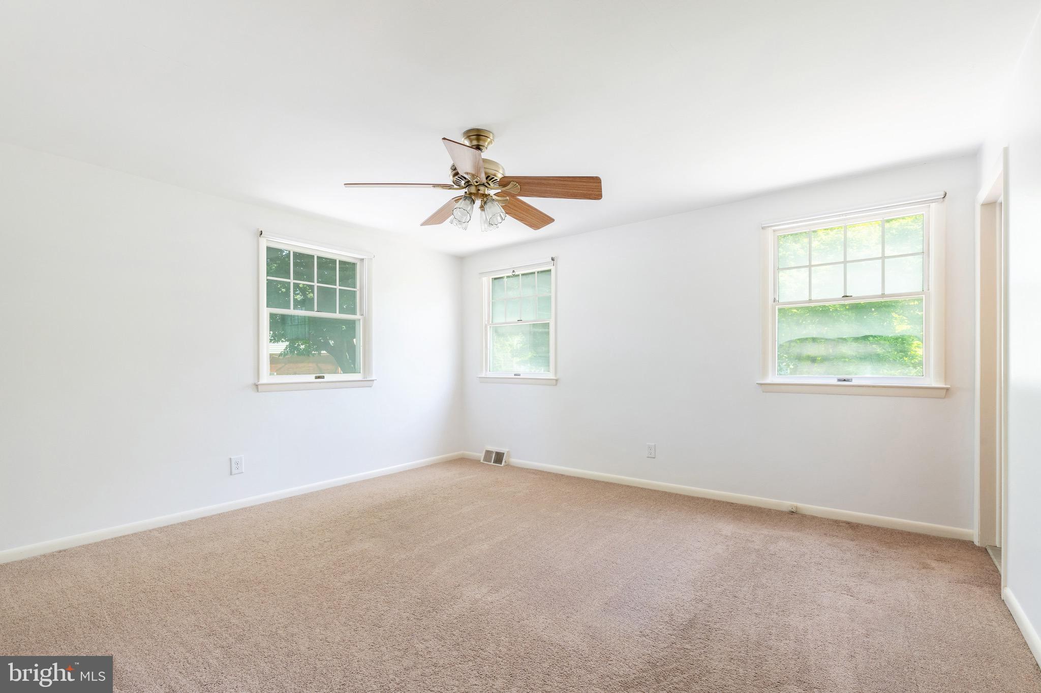 400 Bishop Hollow Rd