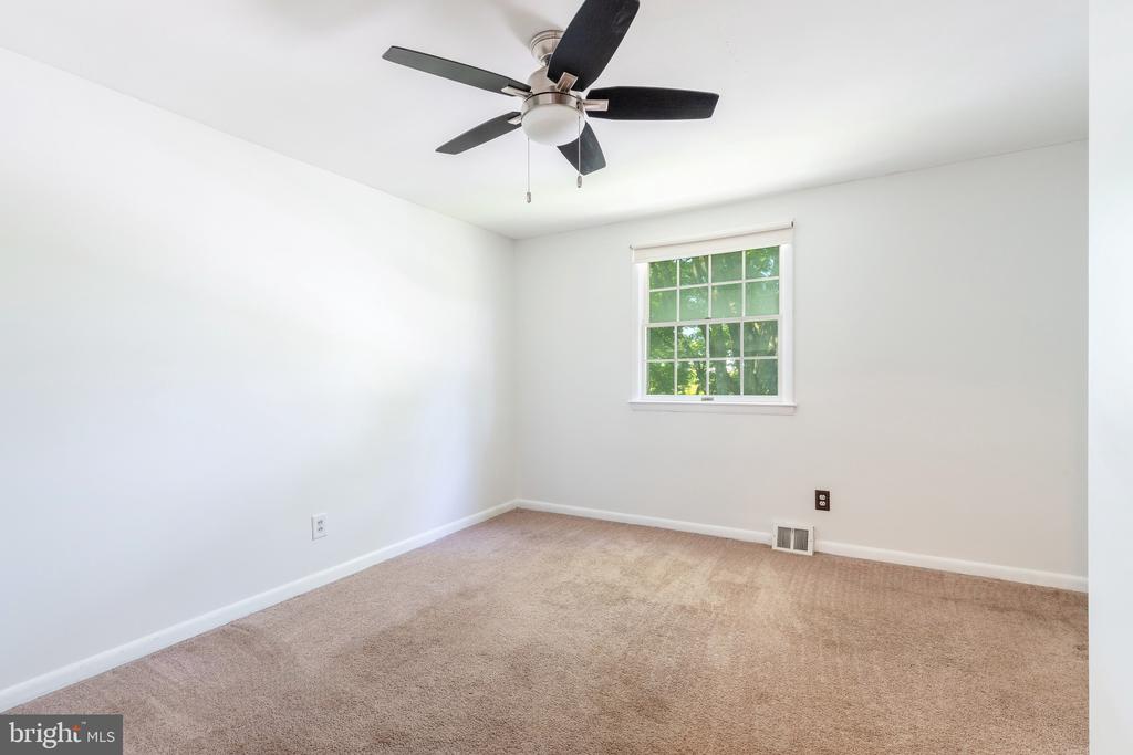 400 Bishop Hollow Rd