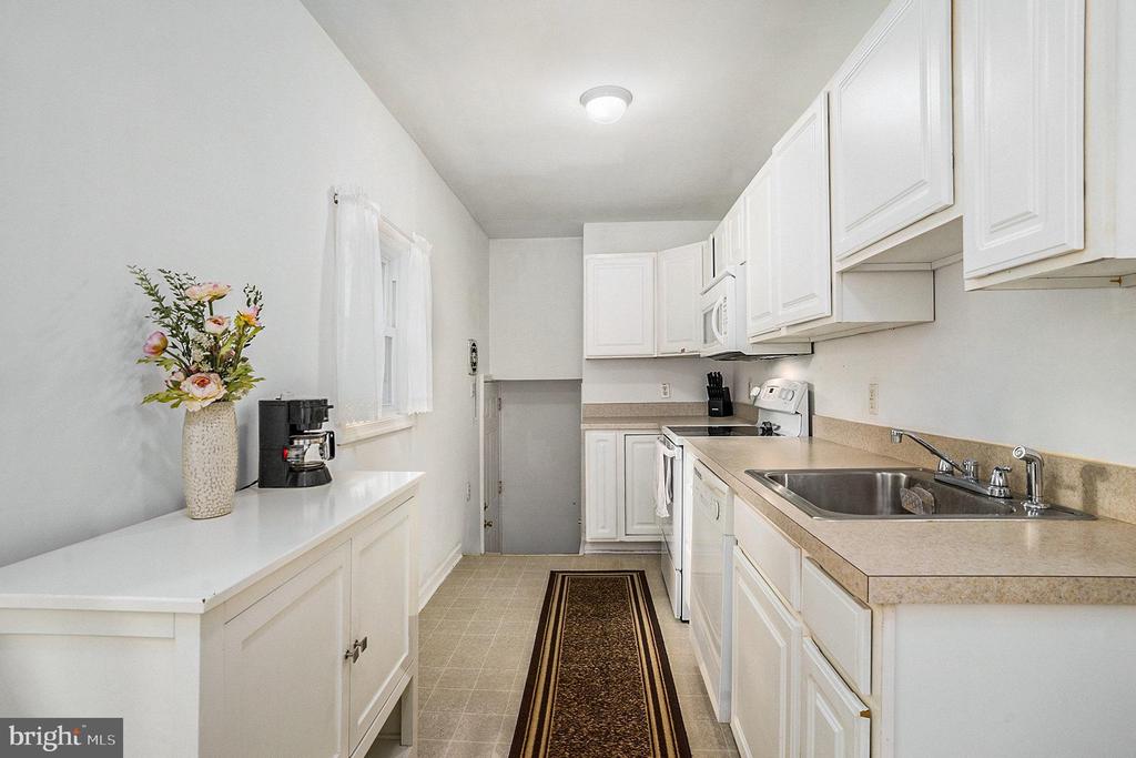 8 Chestnut Rd
