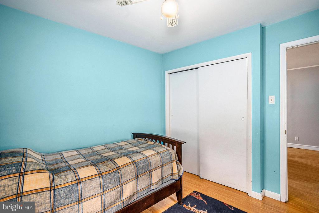 8 Chestnut Rd