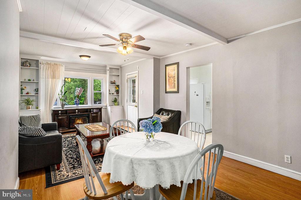 8 Chestnut Rd