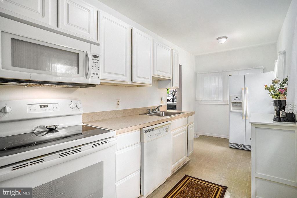 8 Chestnut Rd