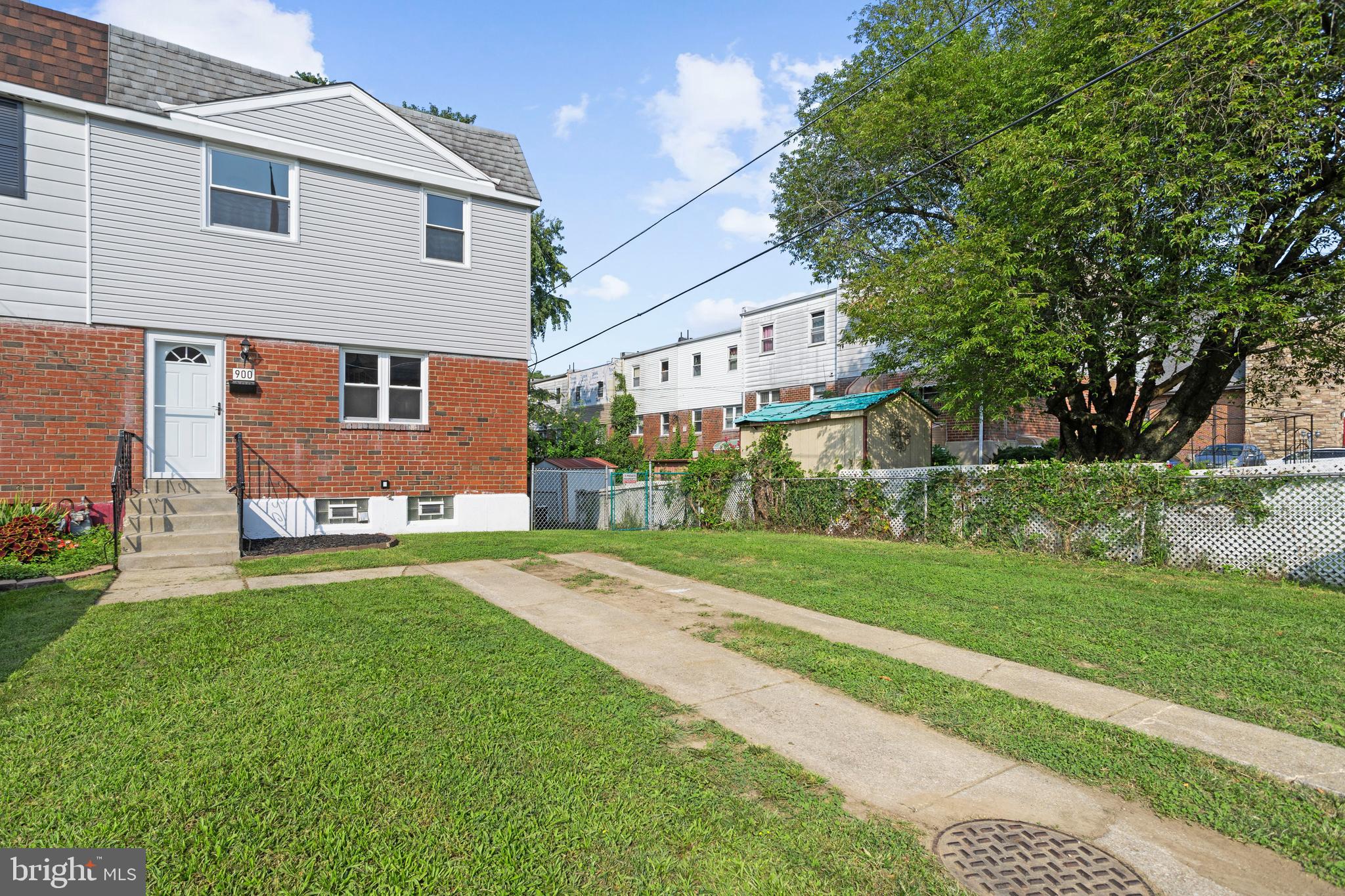 900 Clifton Ave