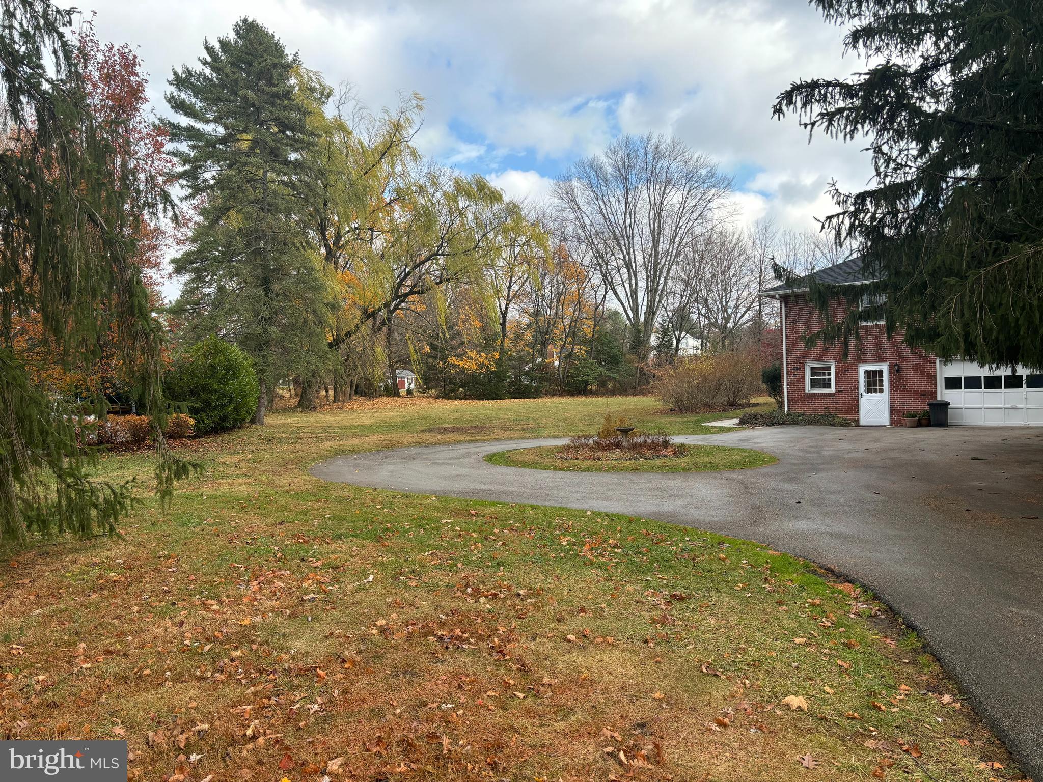 18 Williams Rd