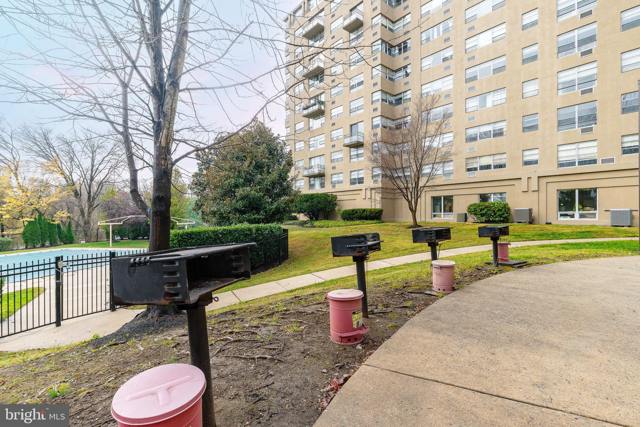 1030 E LANCASTER AVENUE 216