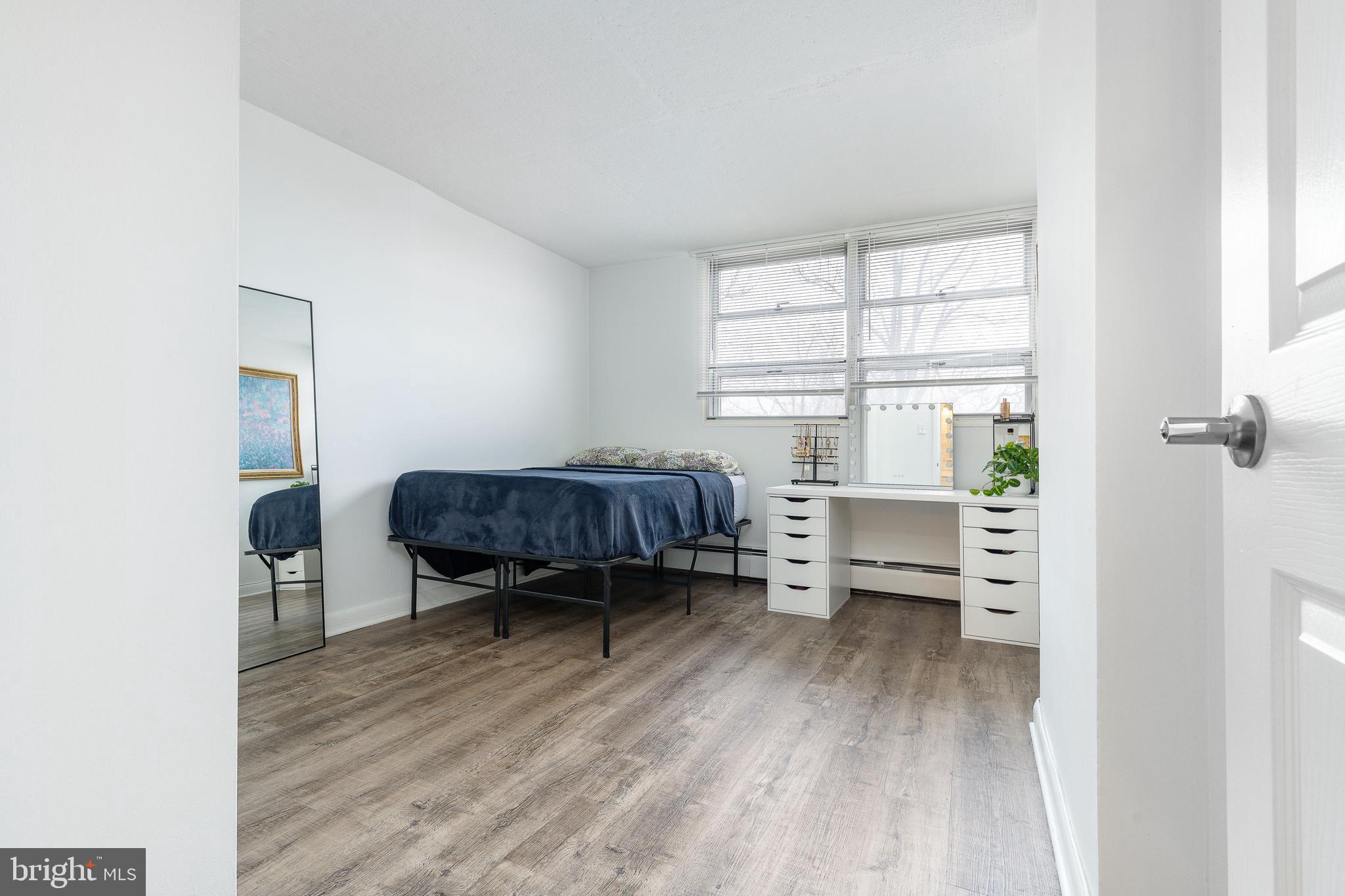 1030 E LANCASTER AVENUE 216