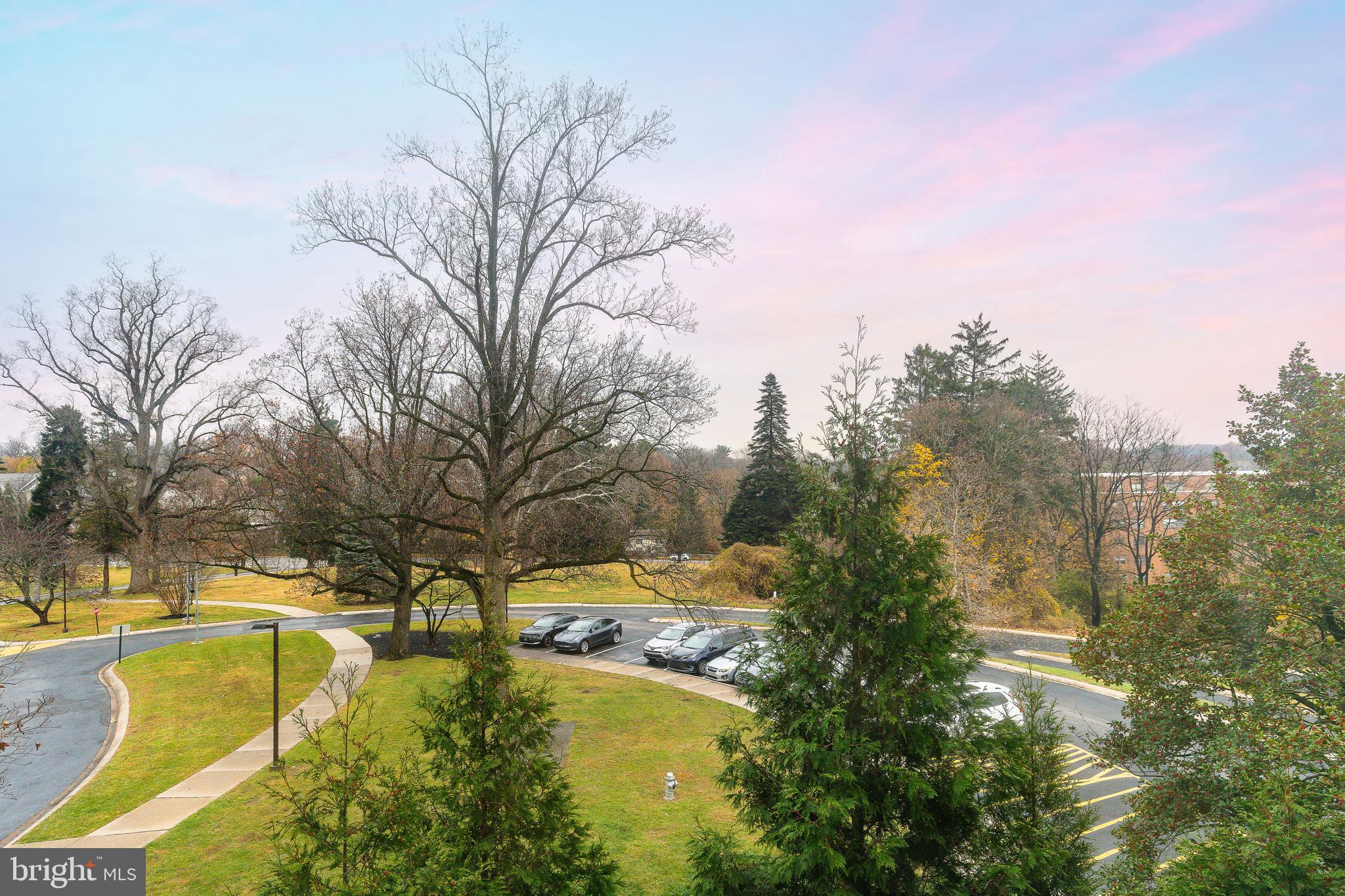 1030 E LANCASTER AVENUE 216