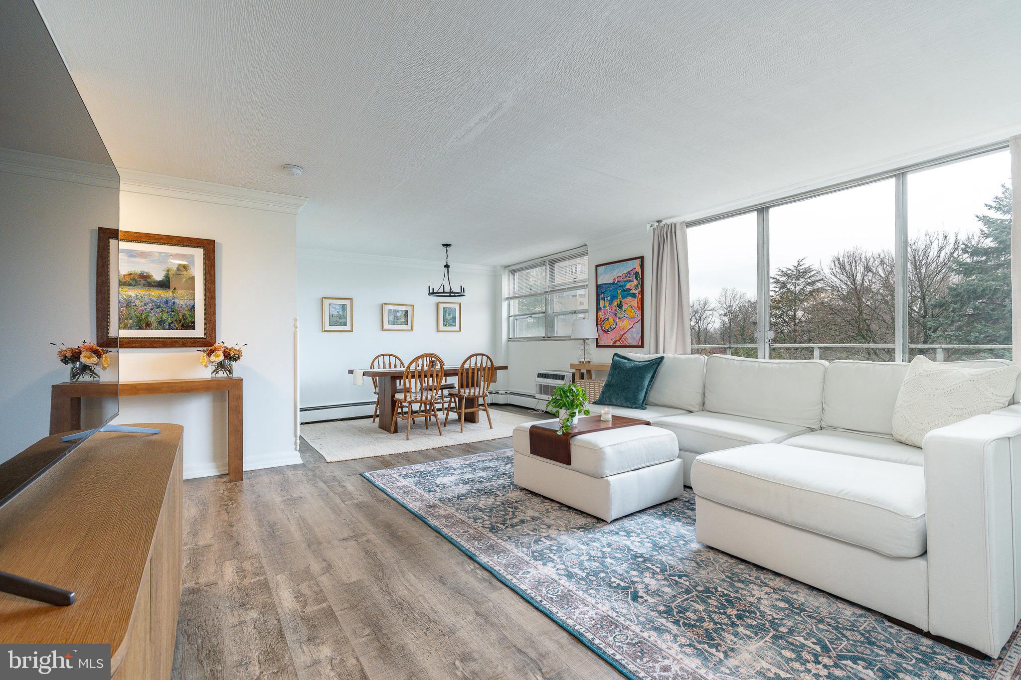 1030 E LANCASTER AVENUE 216