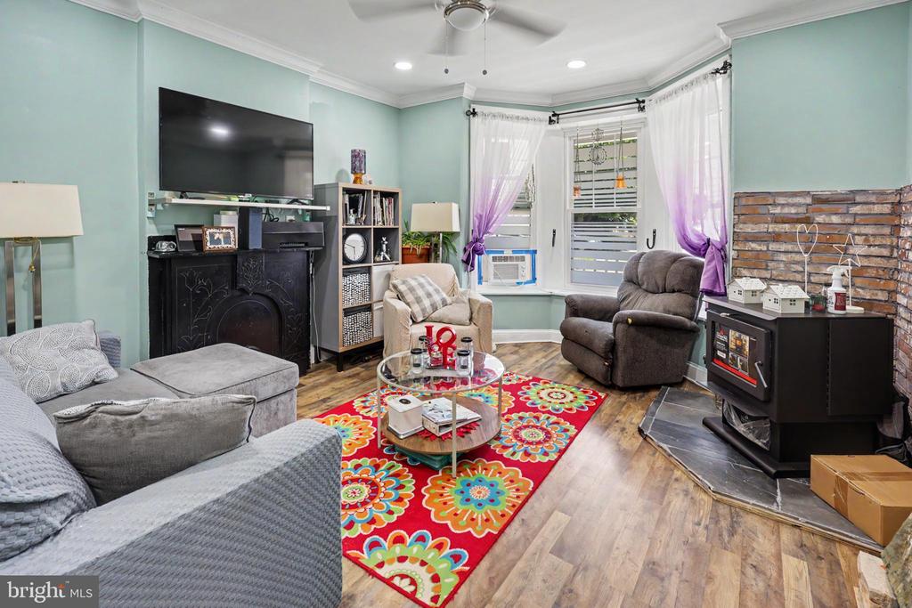 410 S 7TH STREET