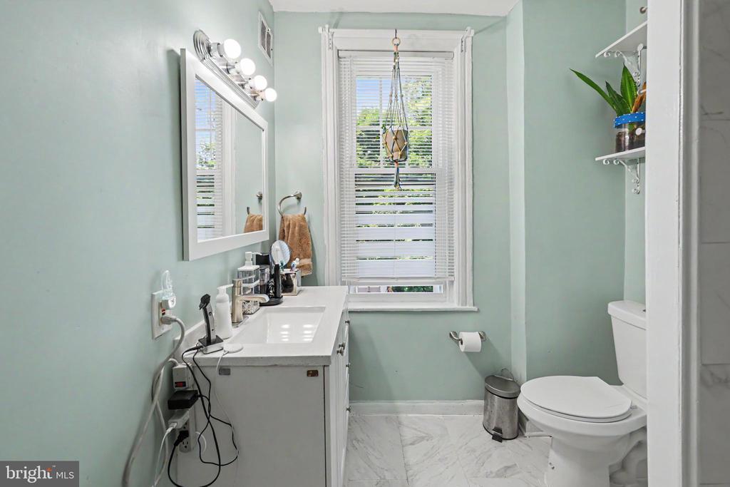 410 S 7TH STREET