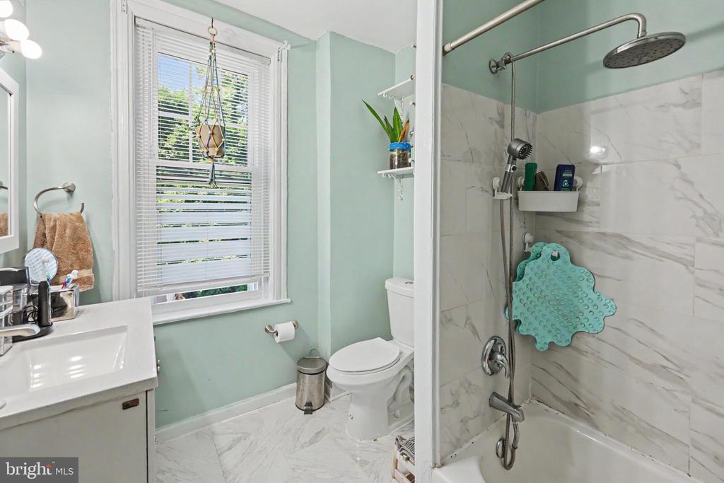 410 S 7TH STREET