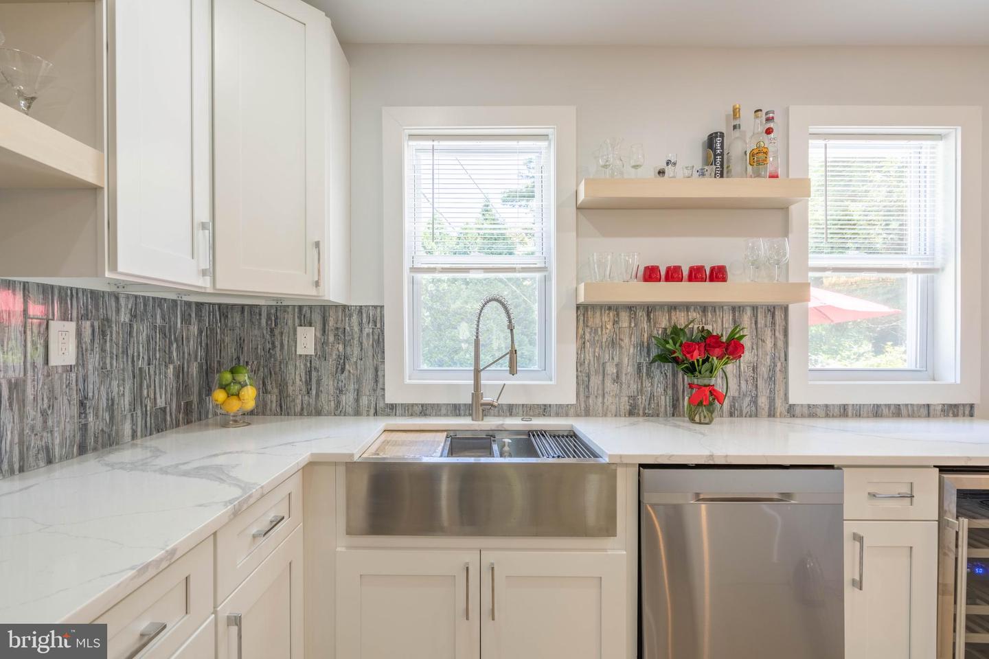 1123 Gainsboro Rd