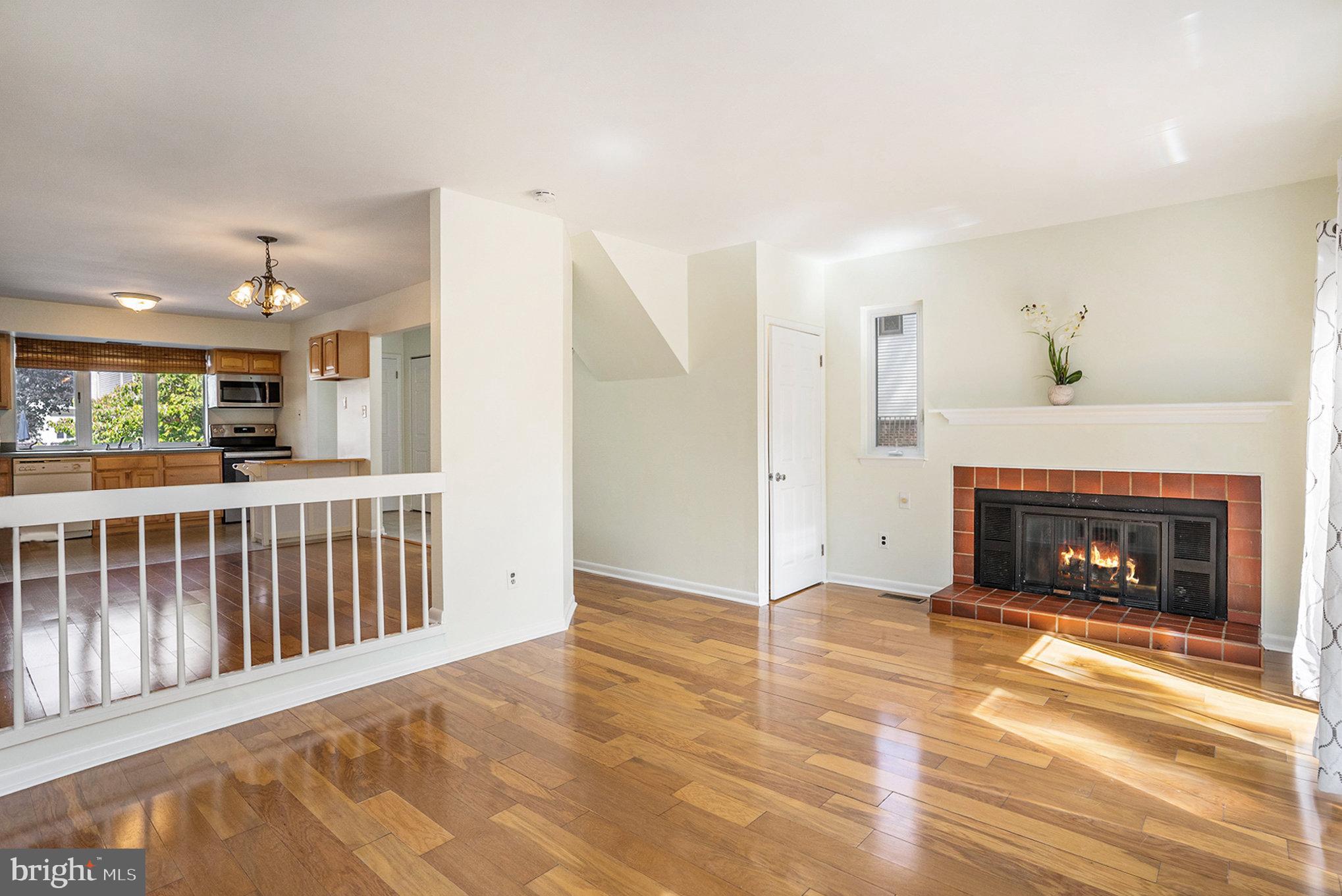 112 Hamlet Dr