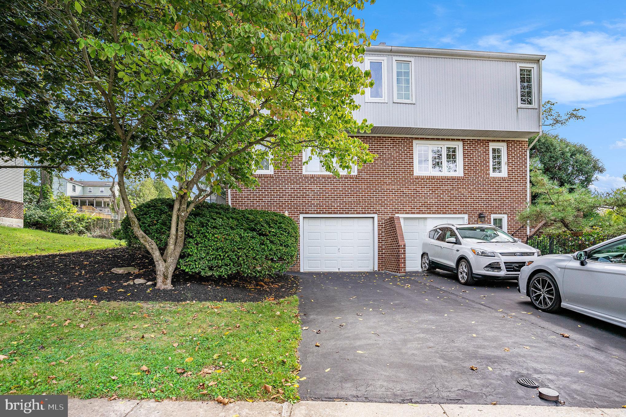 112 Hamlet Dr