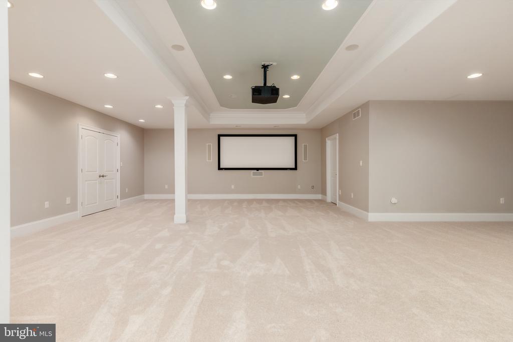 333 Greenbank Rd