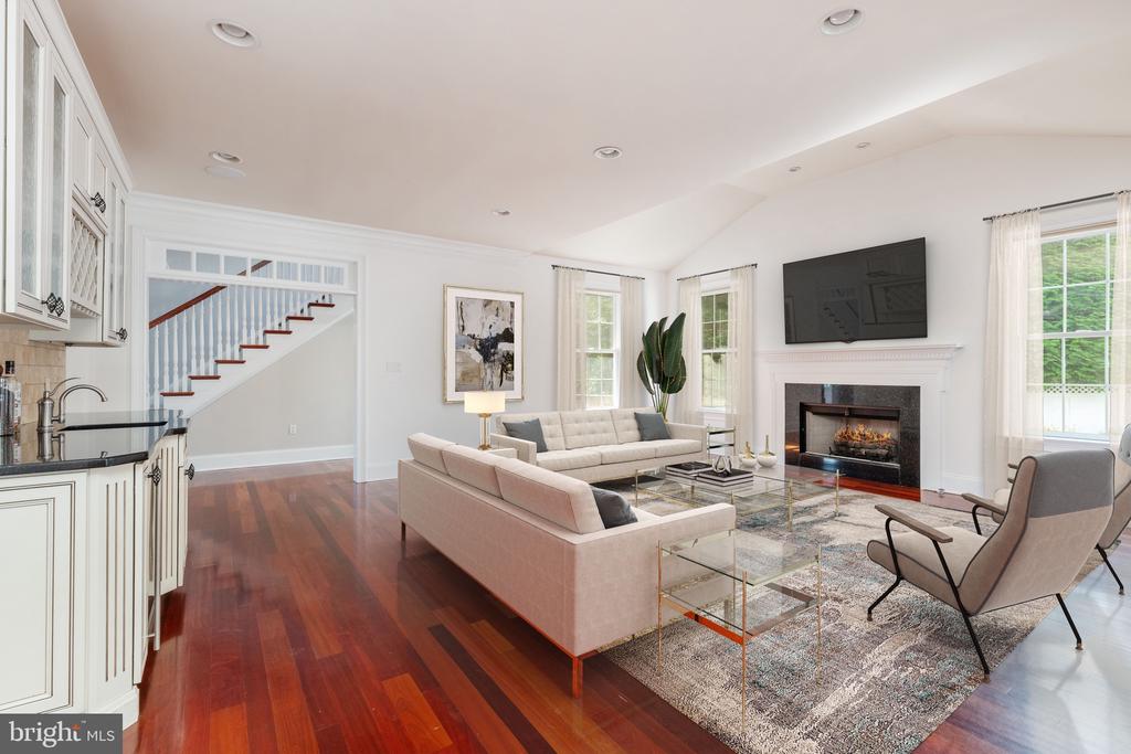 333 Greenbank Rd