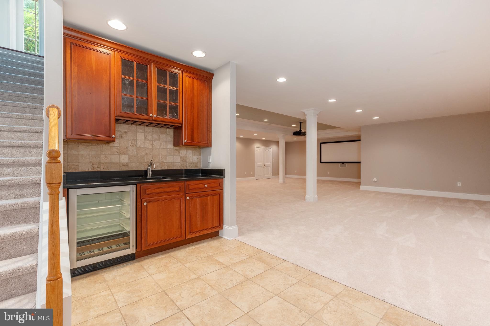 333 Greenbank Rd