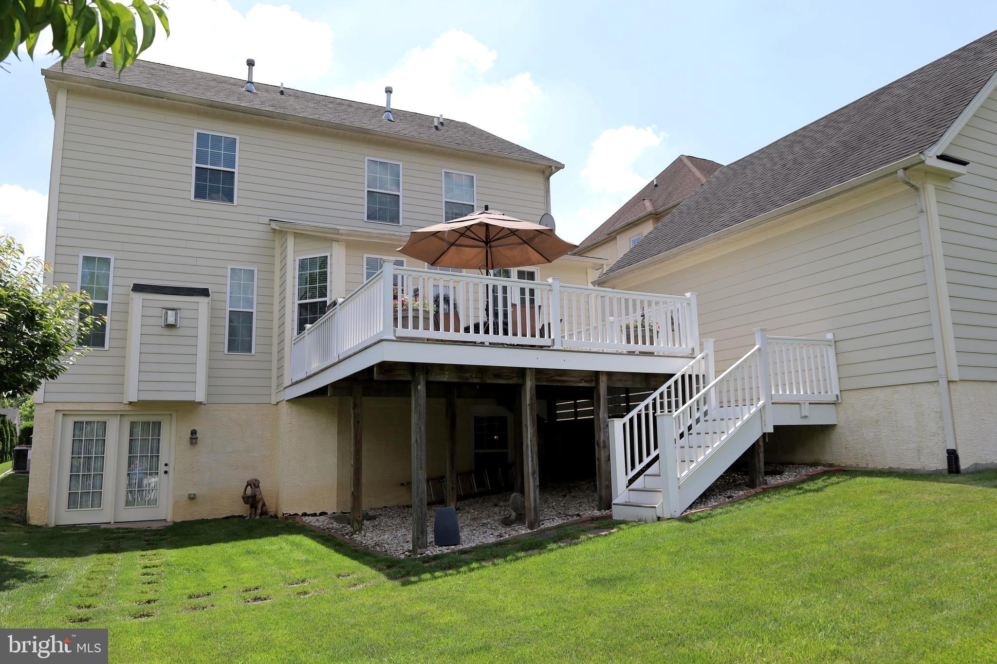 3674 Copper Beech Cir