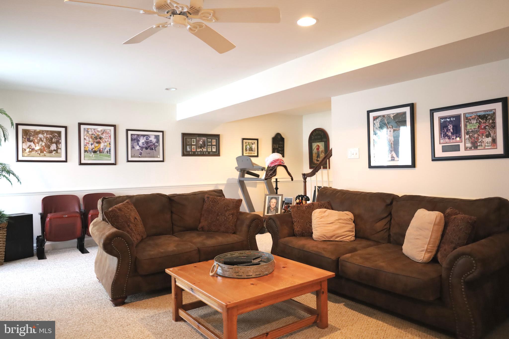 3674 Copper Beech Cir
