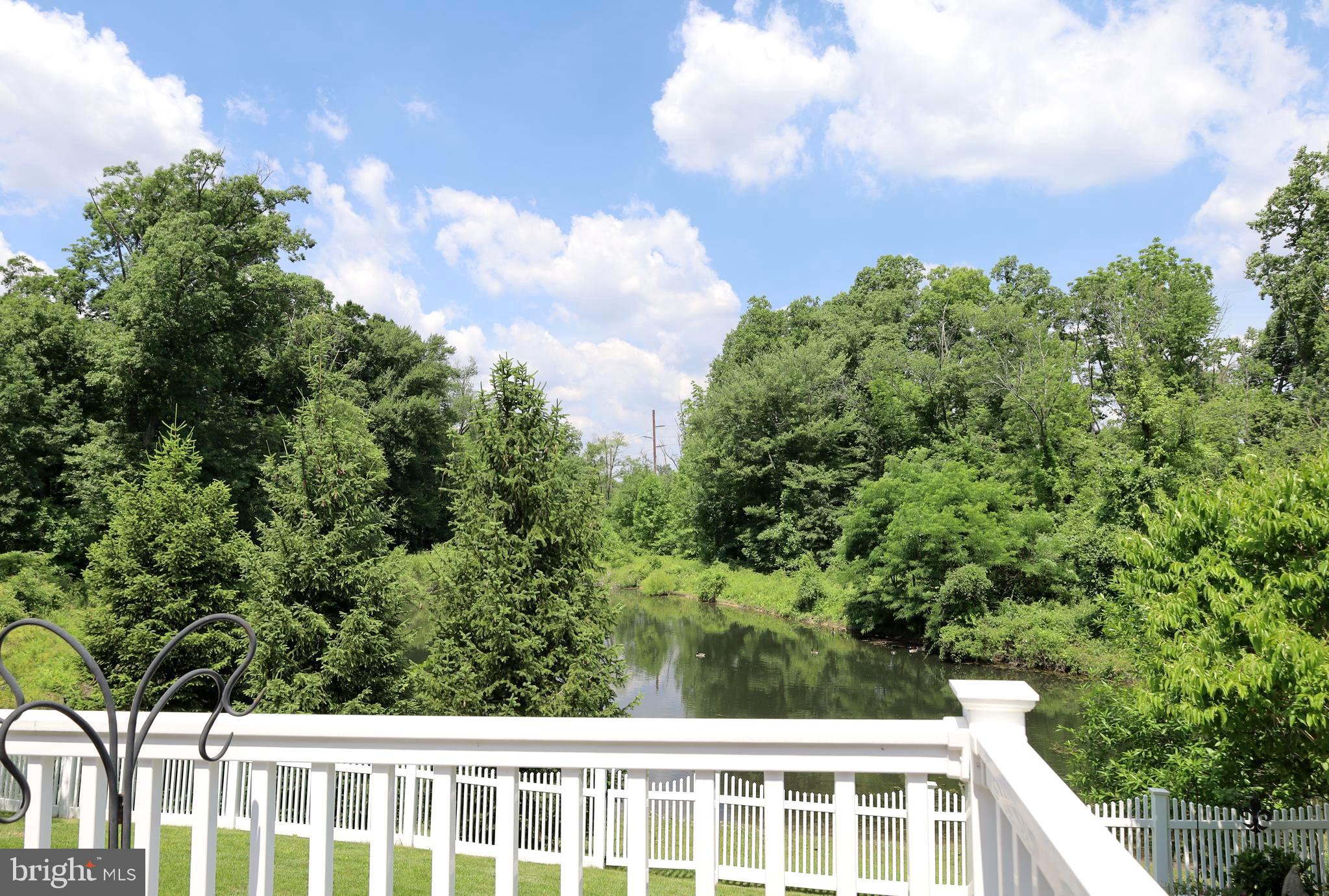 3674 Copper Beech Cir