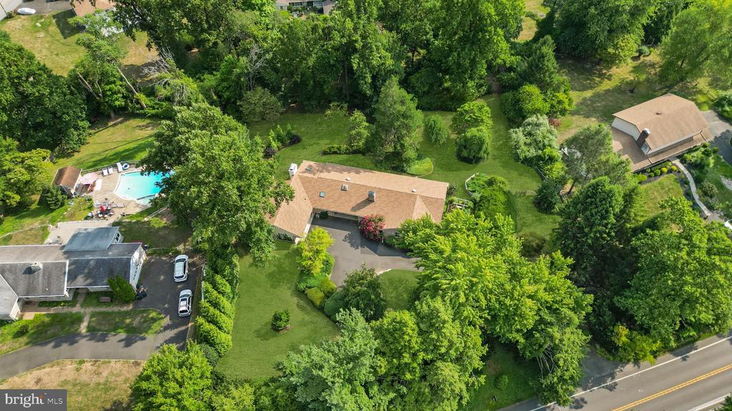 1364 Welsh Rd