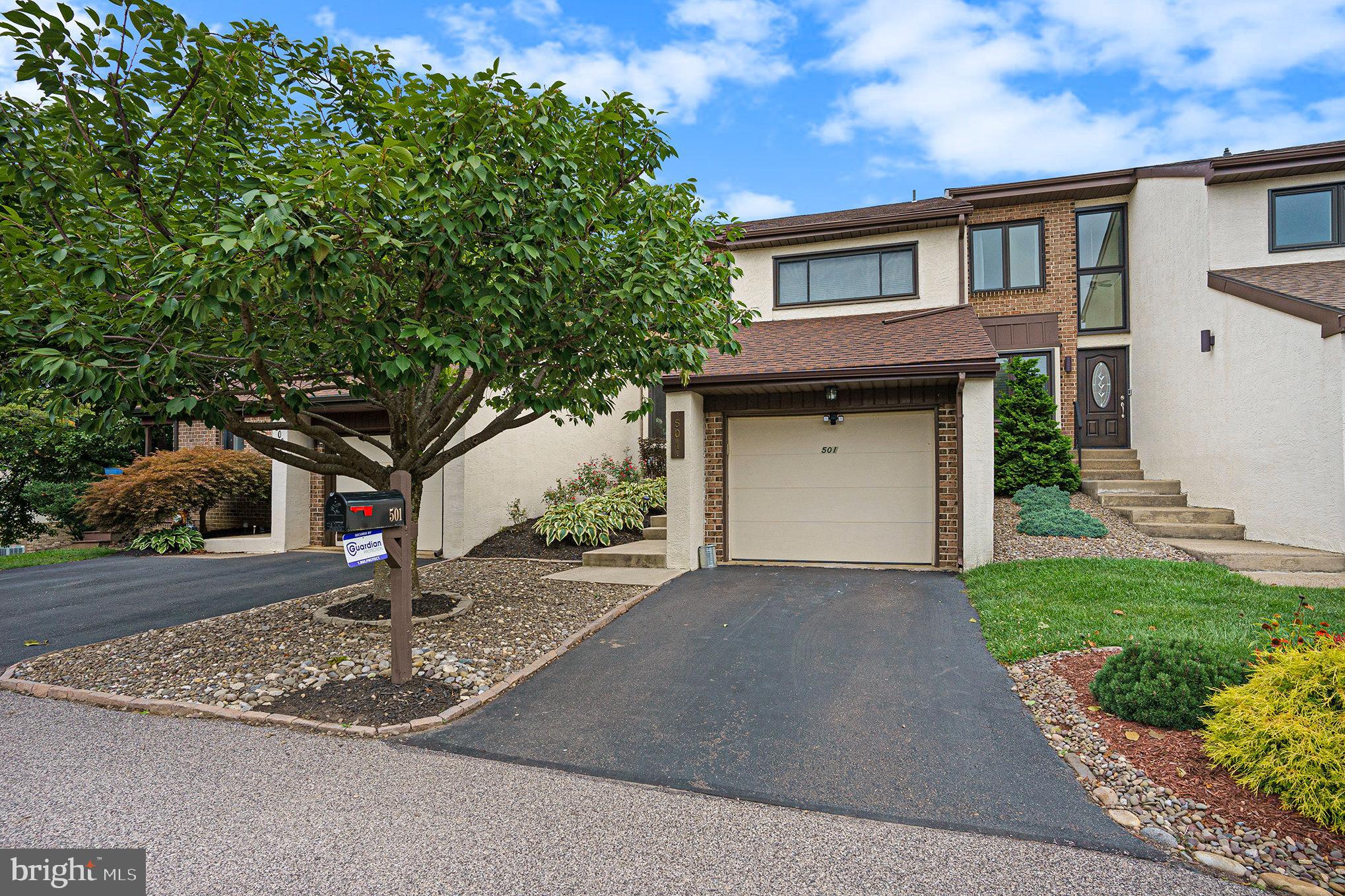 501 Harrison Pl
