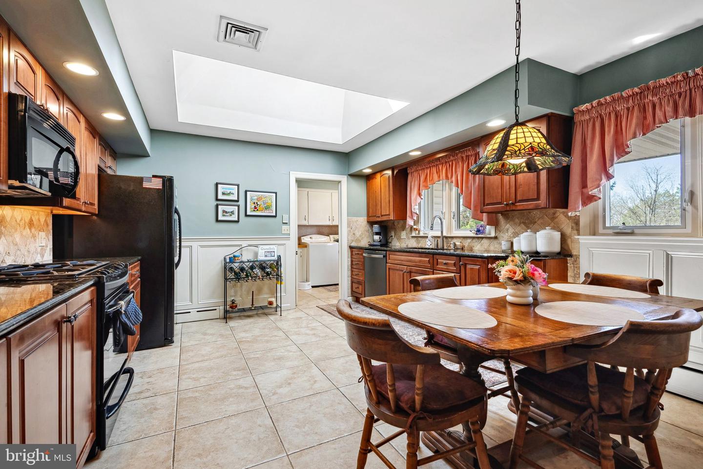103 S Whitehall Rd