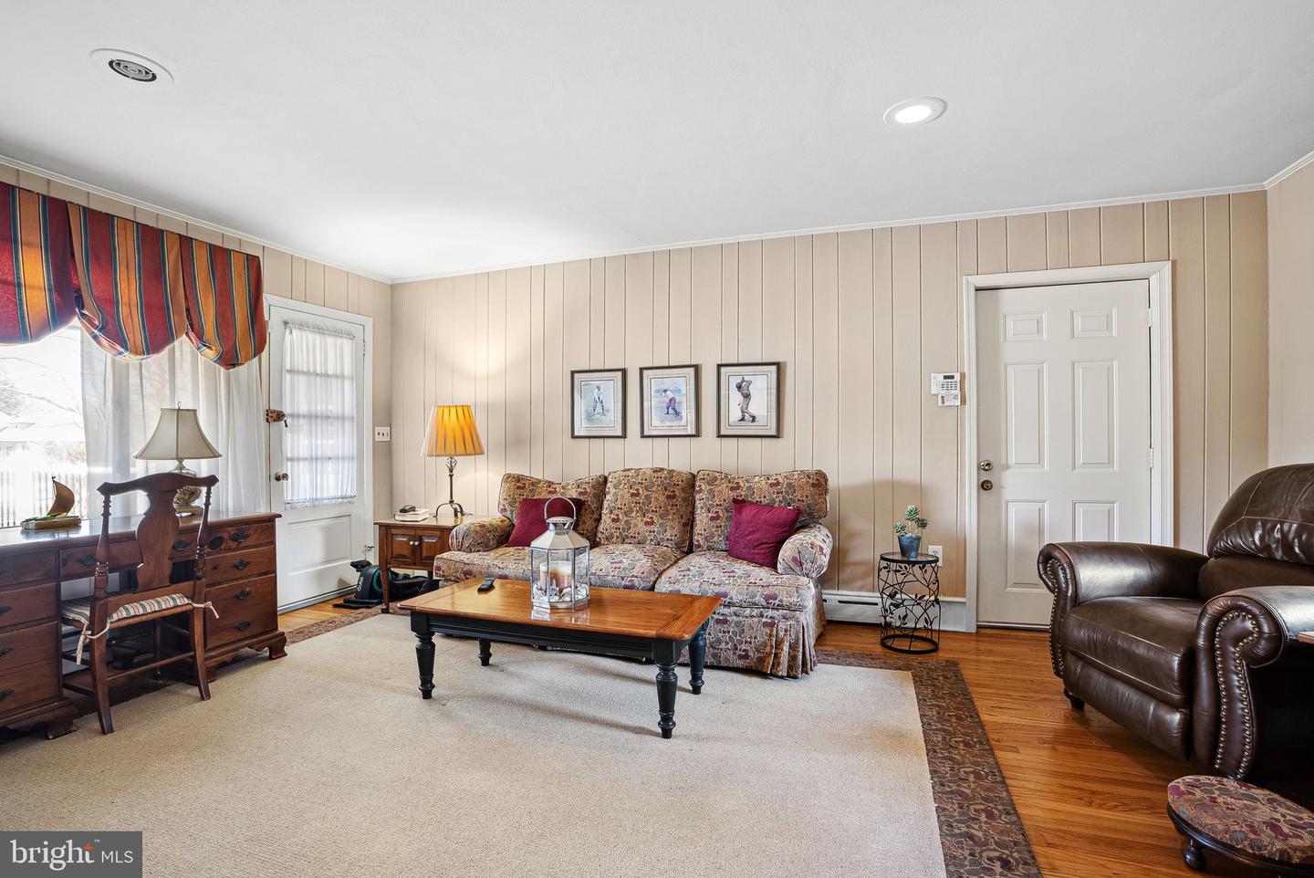 103 S Whitehall Rd