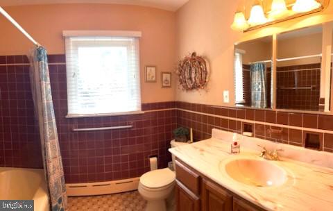 103 S Whitehall Rd