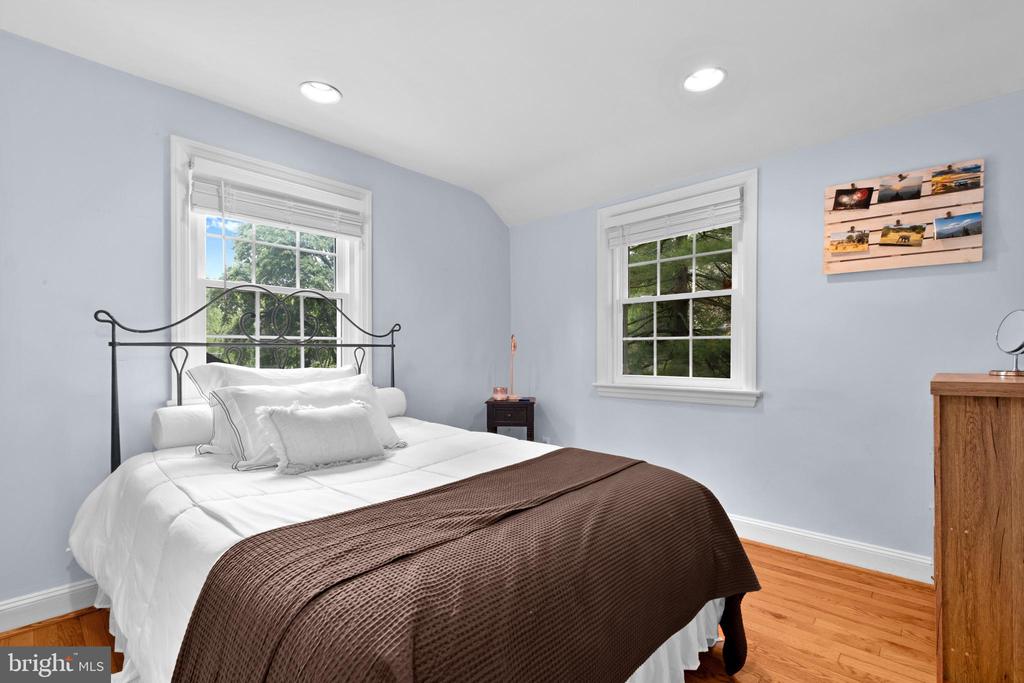 257 Harrogate Rd