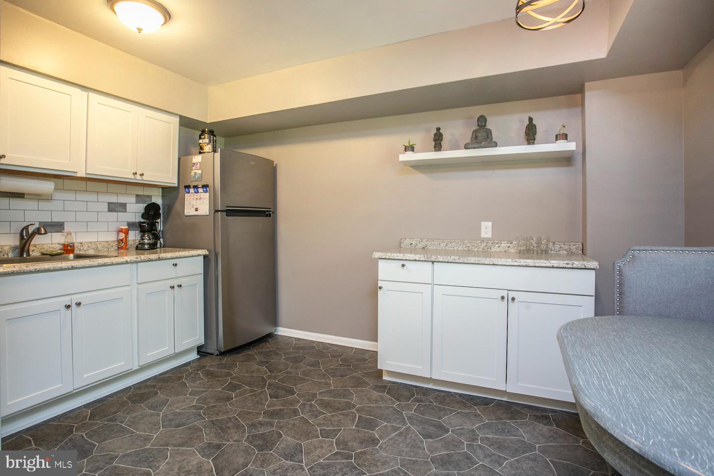 52 Wexford Dr