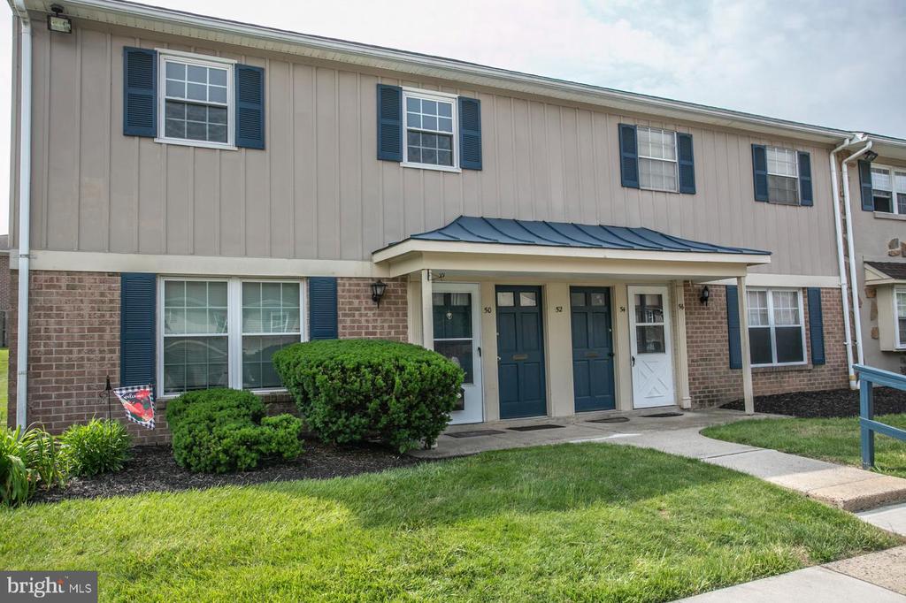 52 Wexford Dr