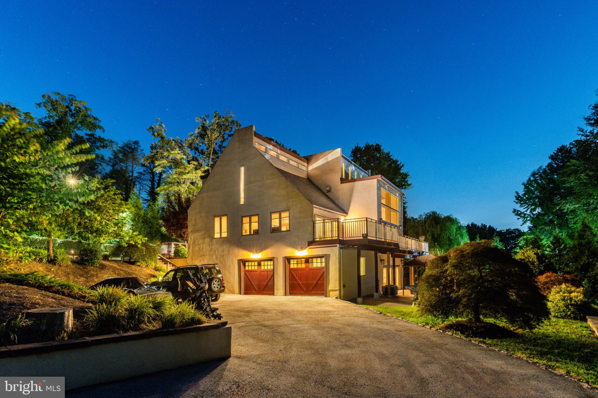1211 Lafayette Rd