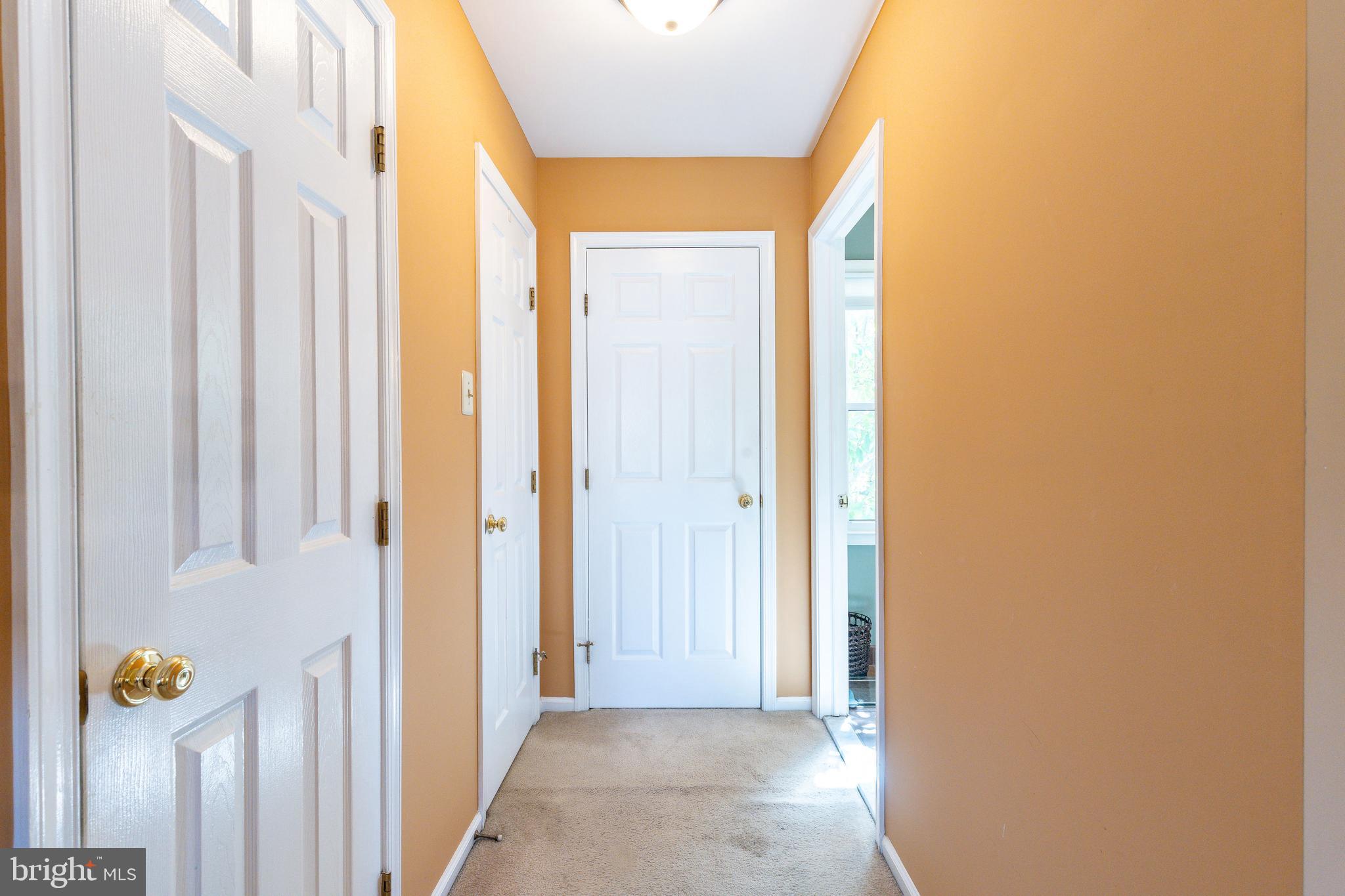 121 SCARLET DRIVE