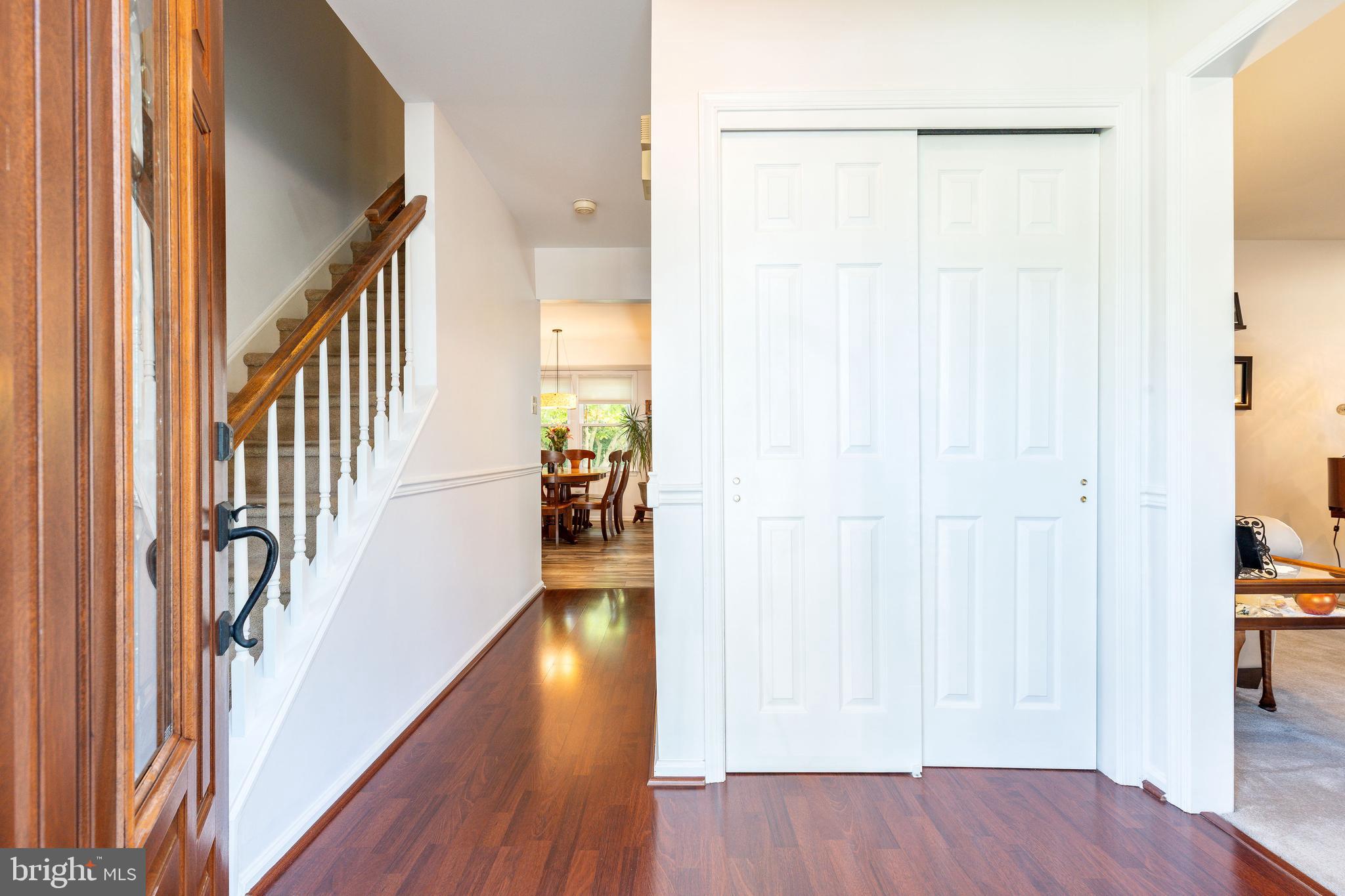 121 SCARLET DRIVE