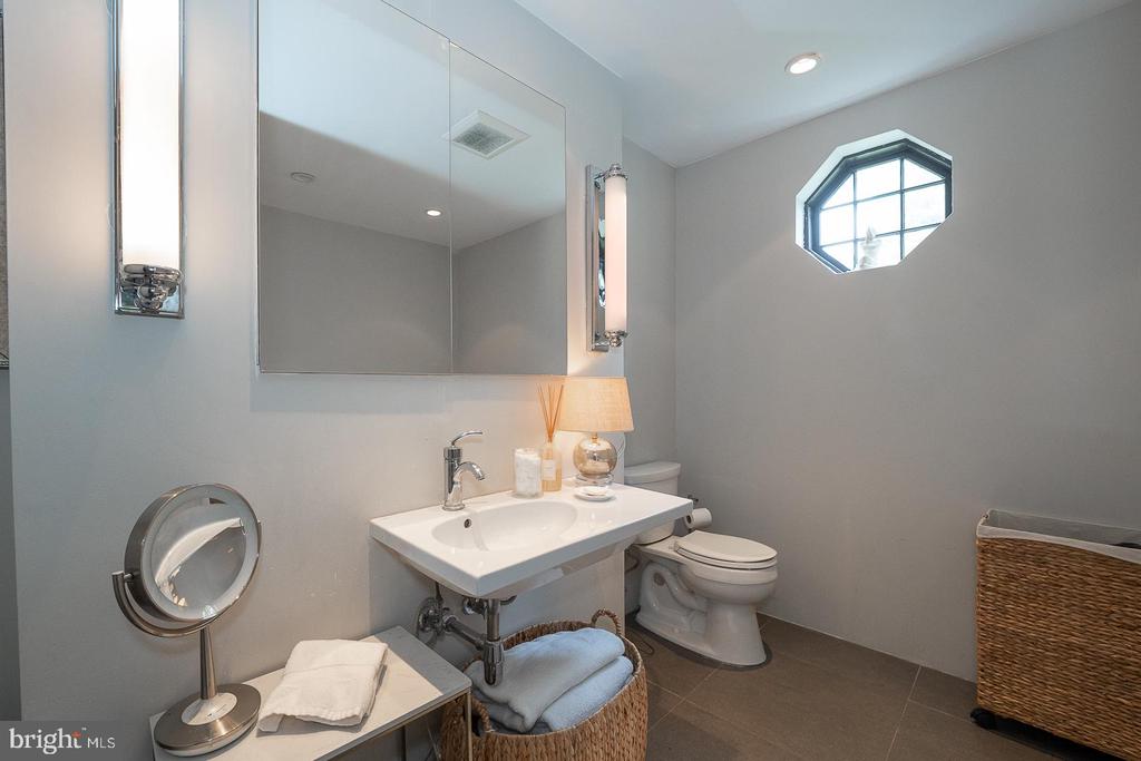 449 MONTGOMERY AVENUE 112