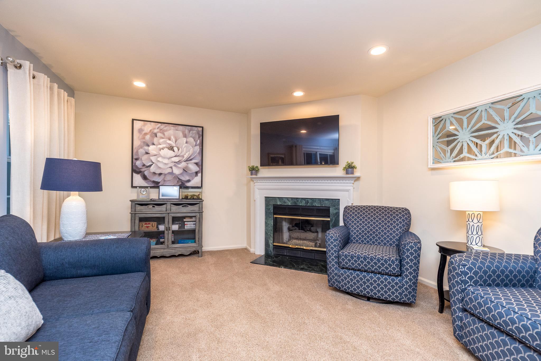 137 STEEPLECHASE DRIVE