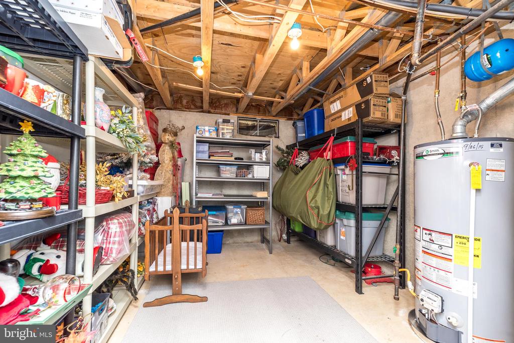137 STEEPLECHASE DRIVE